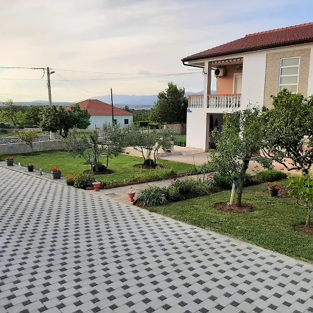 Tomislav Apartamento