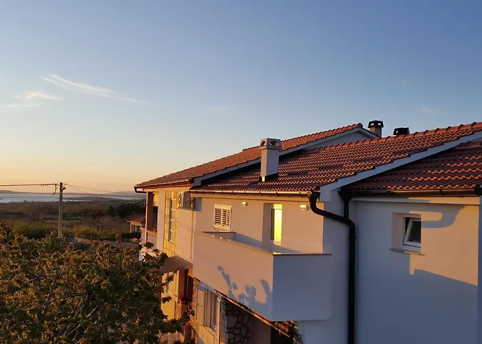 Apartman Tomislav Vrsi