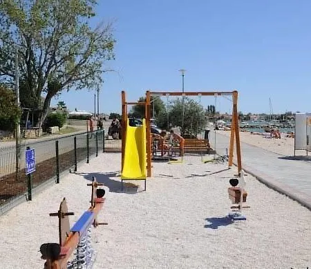 Apartment Tomislav Vrsi